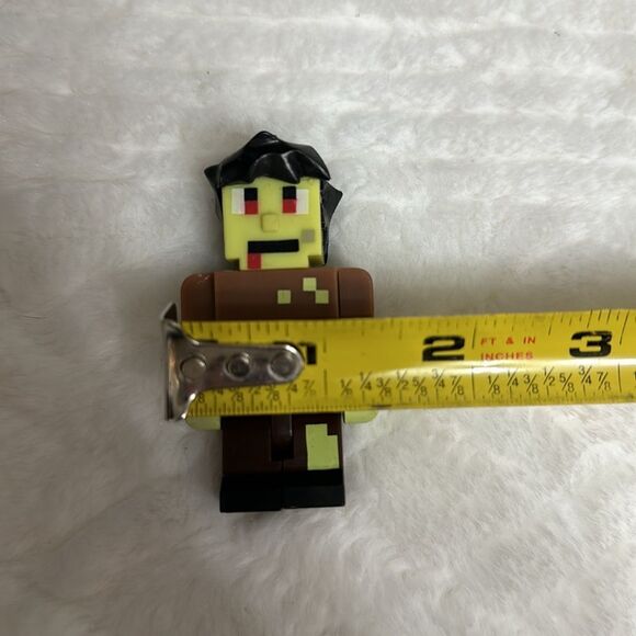 Minecraft Jazwares 2014 Terraria World Zombie Action Figure 3” Minecraft - Picture 10 of 10